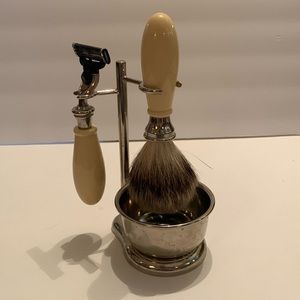 MENS GROOMING SHAVING SET-MADE IN ITALY-CHROME/CELLULOID TYPE HANDLES 4 PC SET